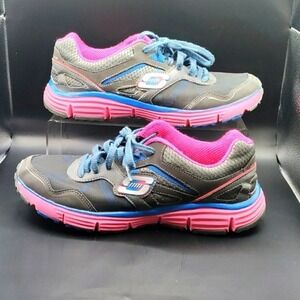 Skechers lightweight with memory foam women's size 8